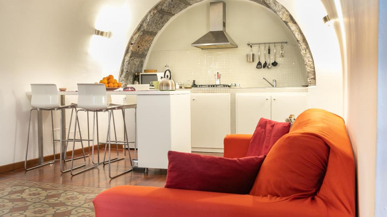 The House Apartment Catania Luaran gambar