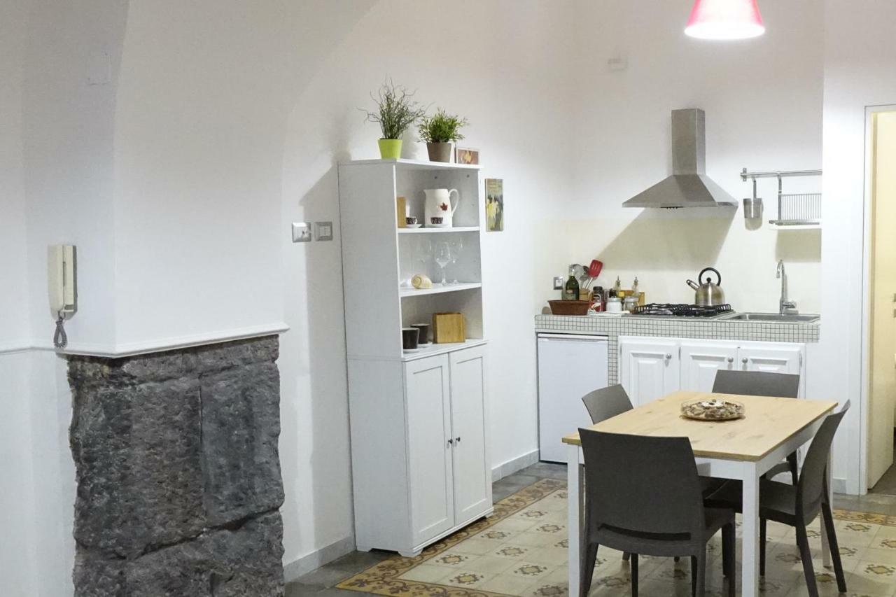 The House Apartment Catania Luaran gambar