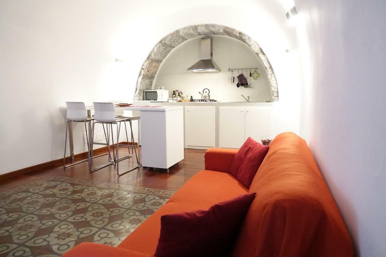 The House Apartment Catania Luaran gambar