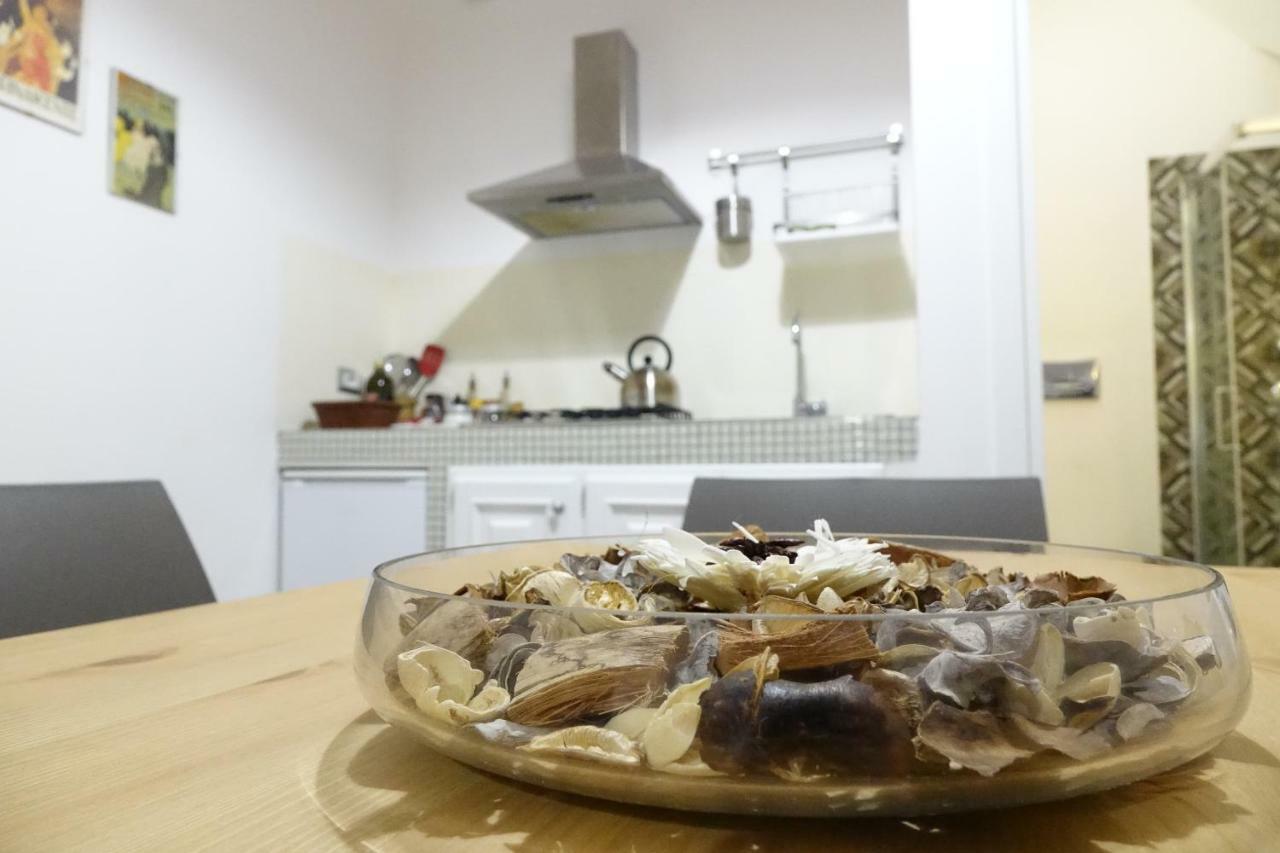 The House Apartment Catania Luaran gambar